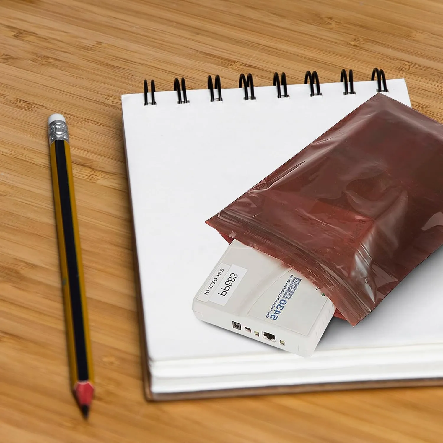 APQ Amber Zip Bags for Packaging, 6 x 8 inch. Pack of 100 Plastic Zip Baggies 3 Mil Thick. Water Resistant Reclosable Plastic Bags with Zipper Closure for Travel, Storage, Packaging and Shipping