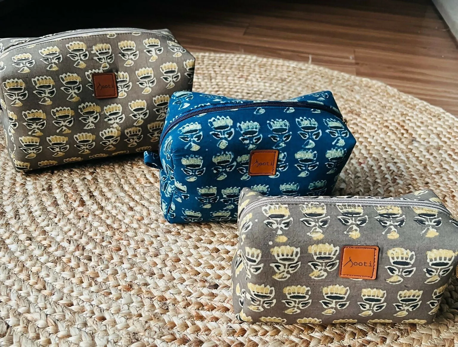 Box Pouches - Set of 3 | Lotus Love