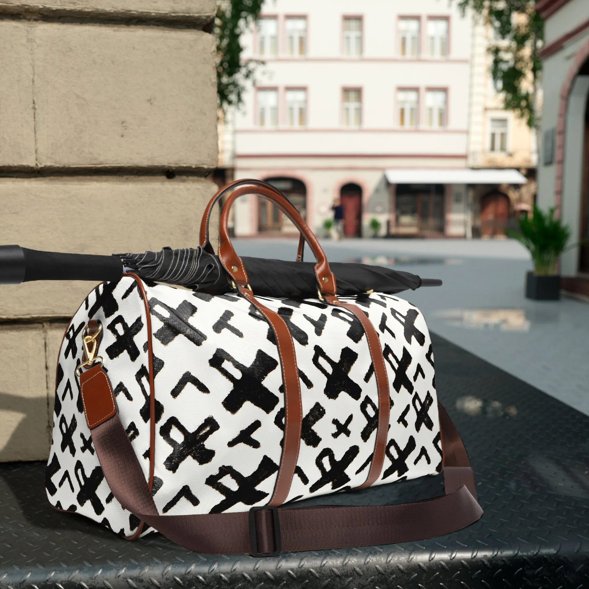 Cion Ethelbert - Water-resistant Travel Bag