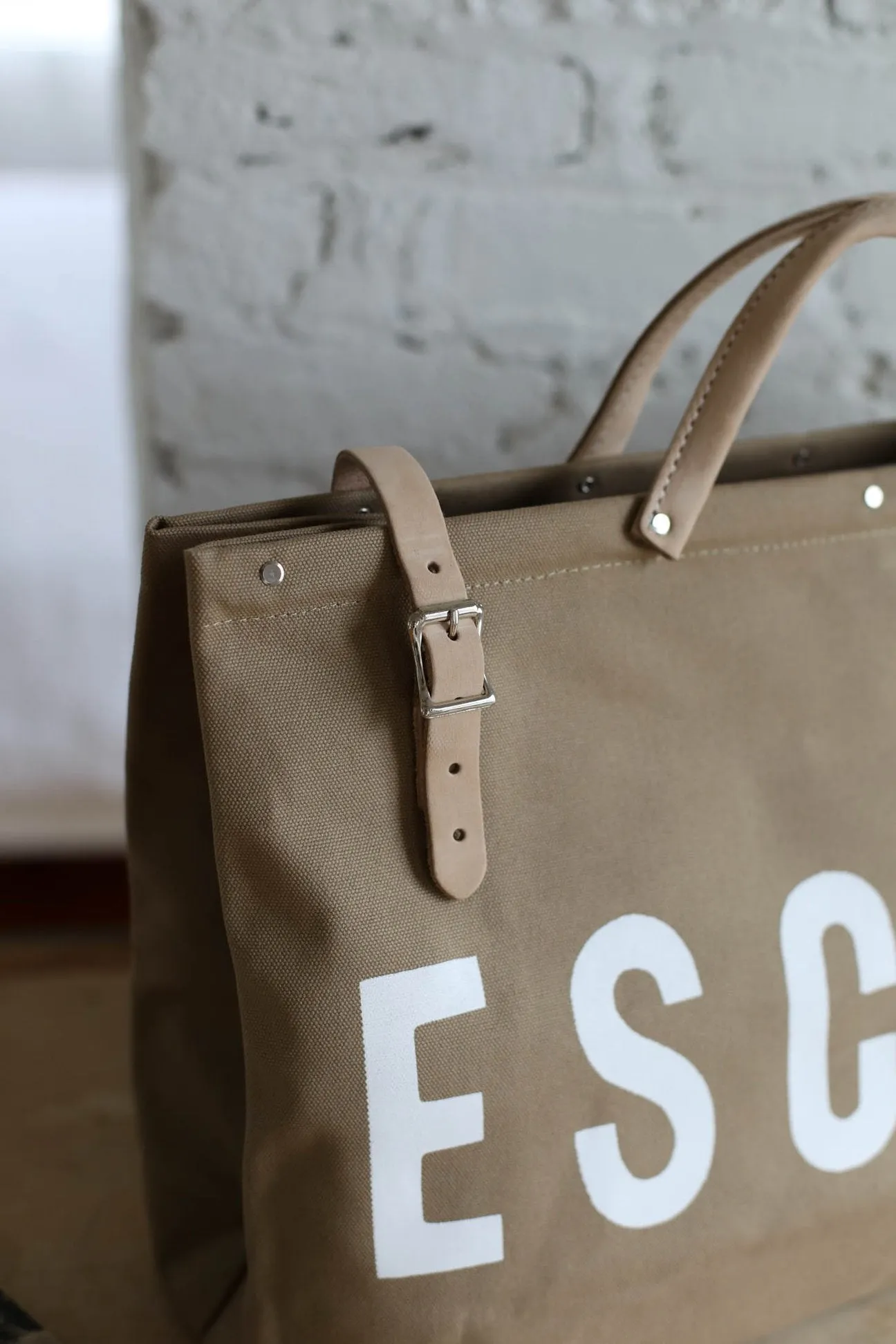 ESCAPE Canvas Utility Bag Khaki | Forestbound Bags