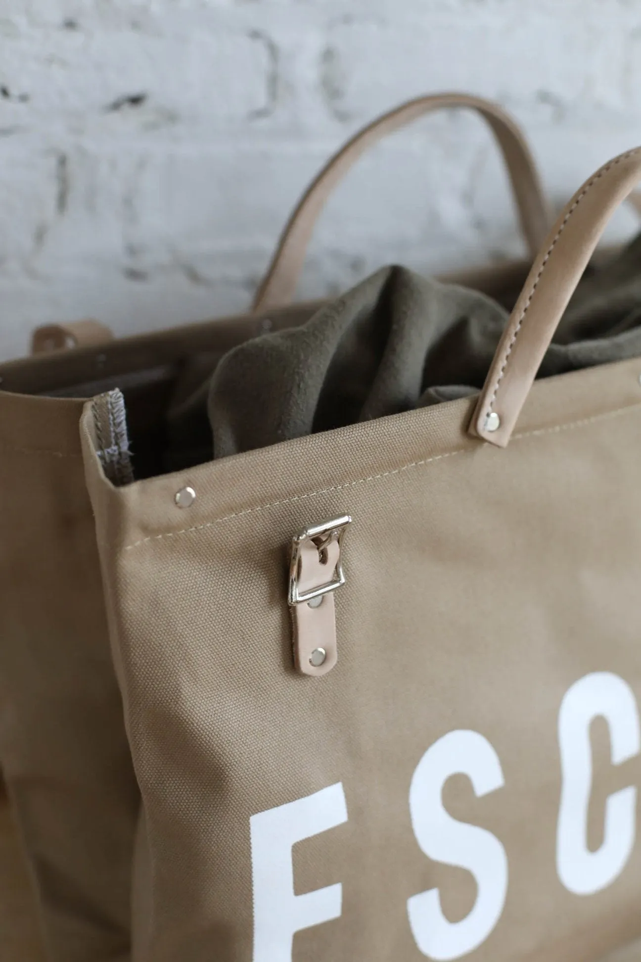 ESCAPE Canvas Utility Bag Khaki | Forestbound Bags