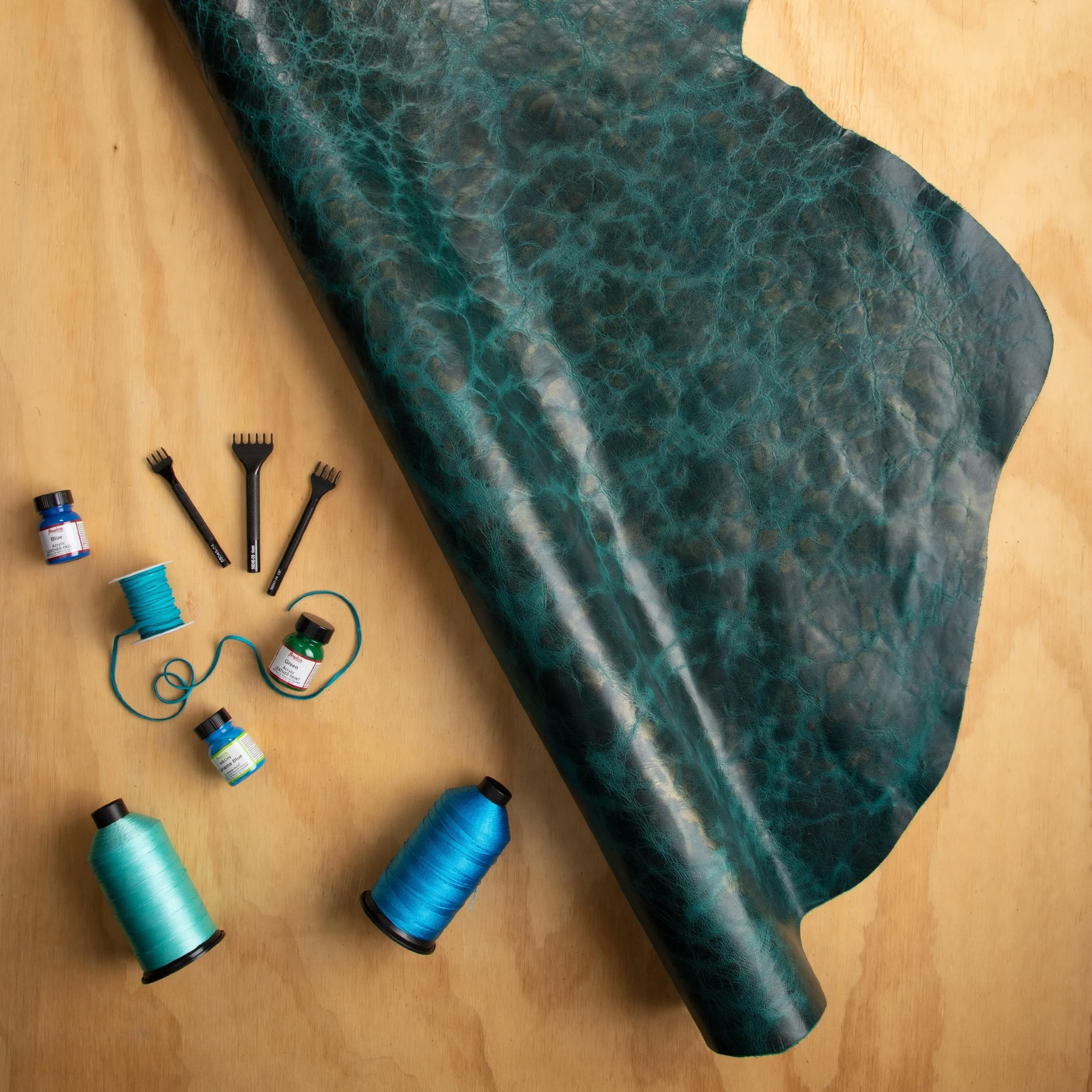 Faraon Side Turquoise
