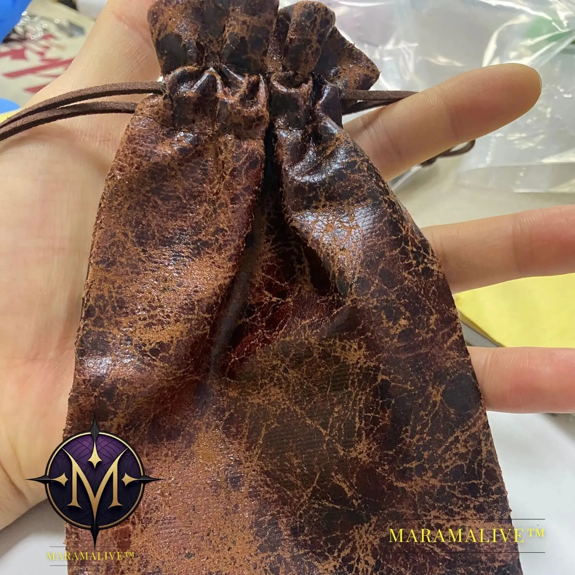 Fashion Minimalist Leather Stretchable Adjustable Pouch