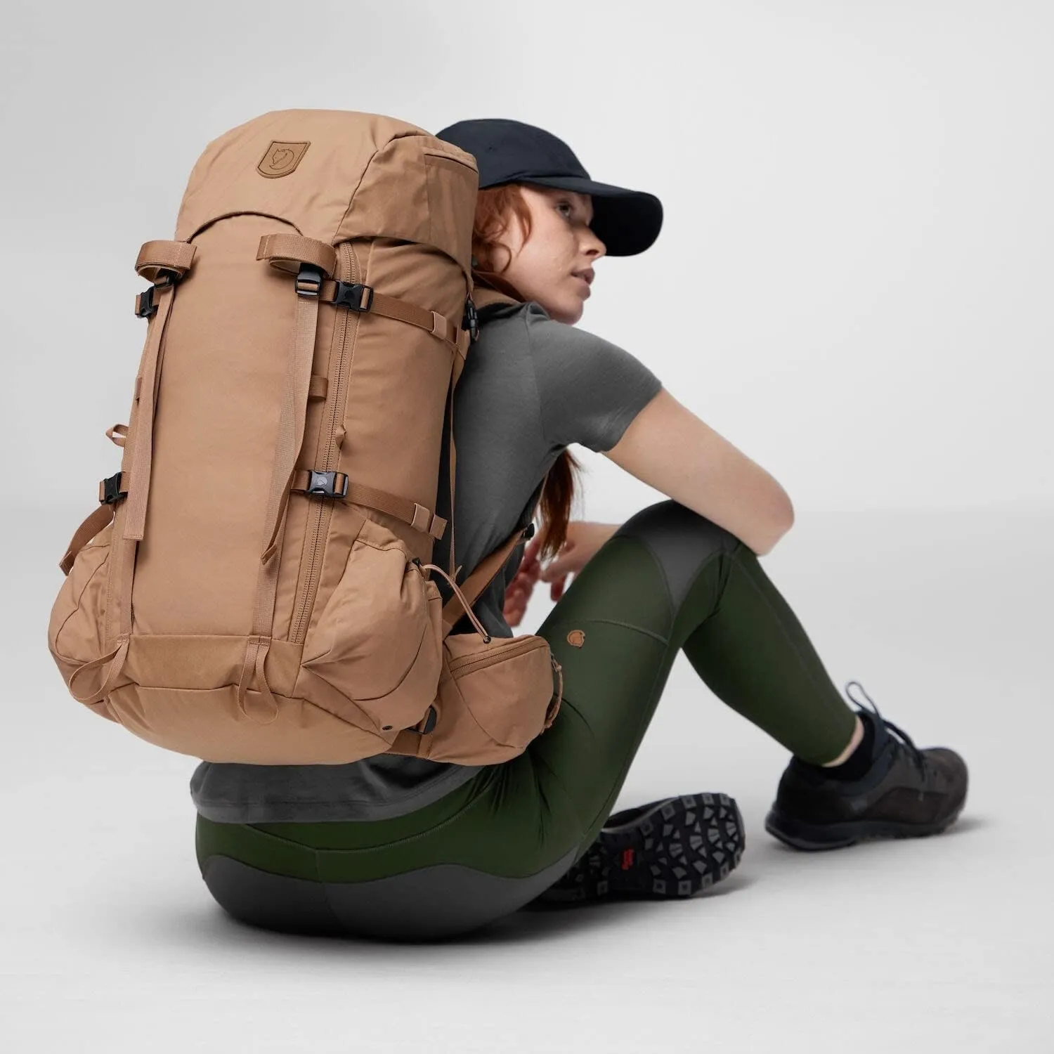 Fjallraven F23533228 Kajka 35 S/M Khaki Dust