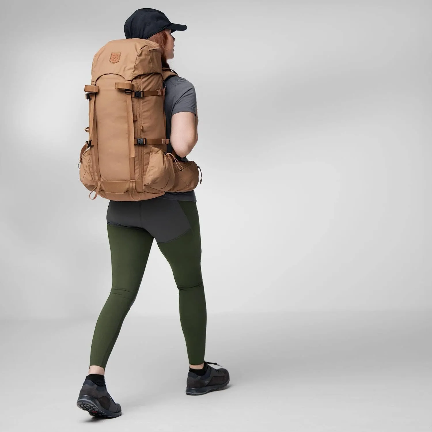 Fjallraven F23533228 Kajka 35 S/M Khaki Dust