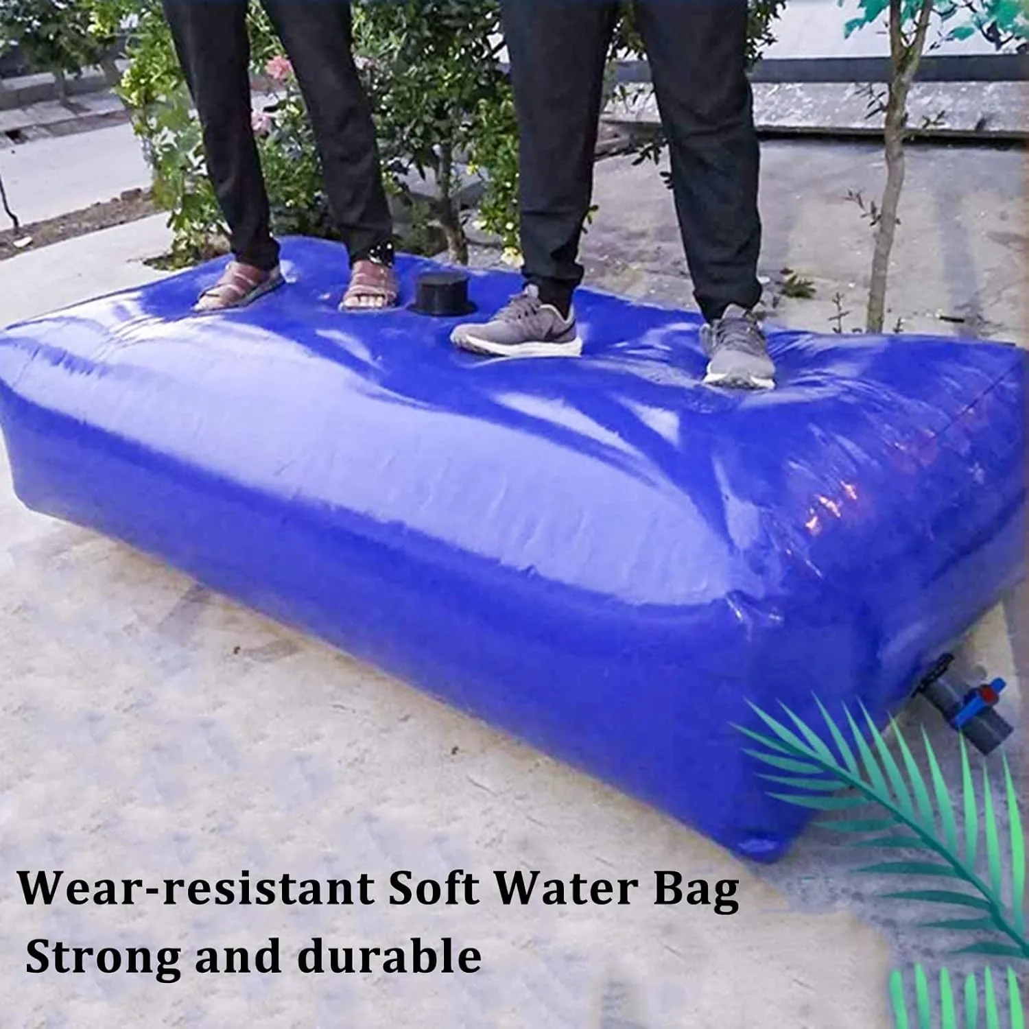 Foldable Portable Soft Water Bag Portable Emergency Water Storage Tank, 8000L Soft Drought-Resistant Water Bag Water Tank Camping Equipment Road Trip Water Bags for Garden Agriculture(4000L/2x2x1m)