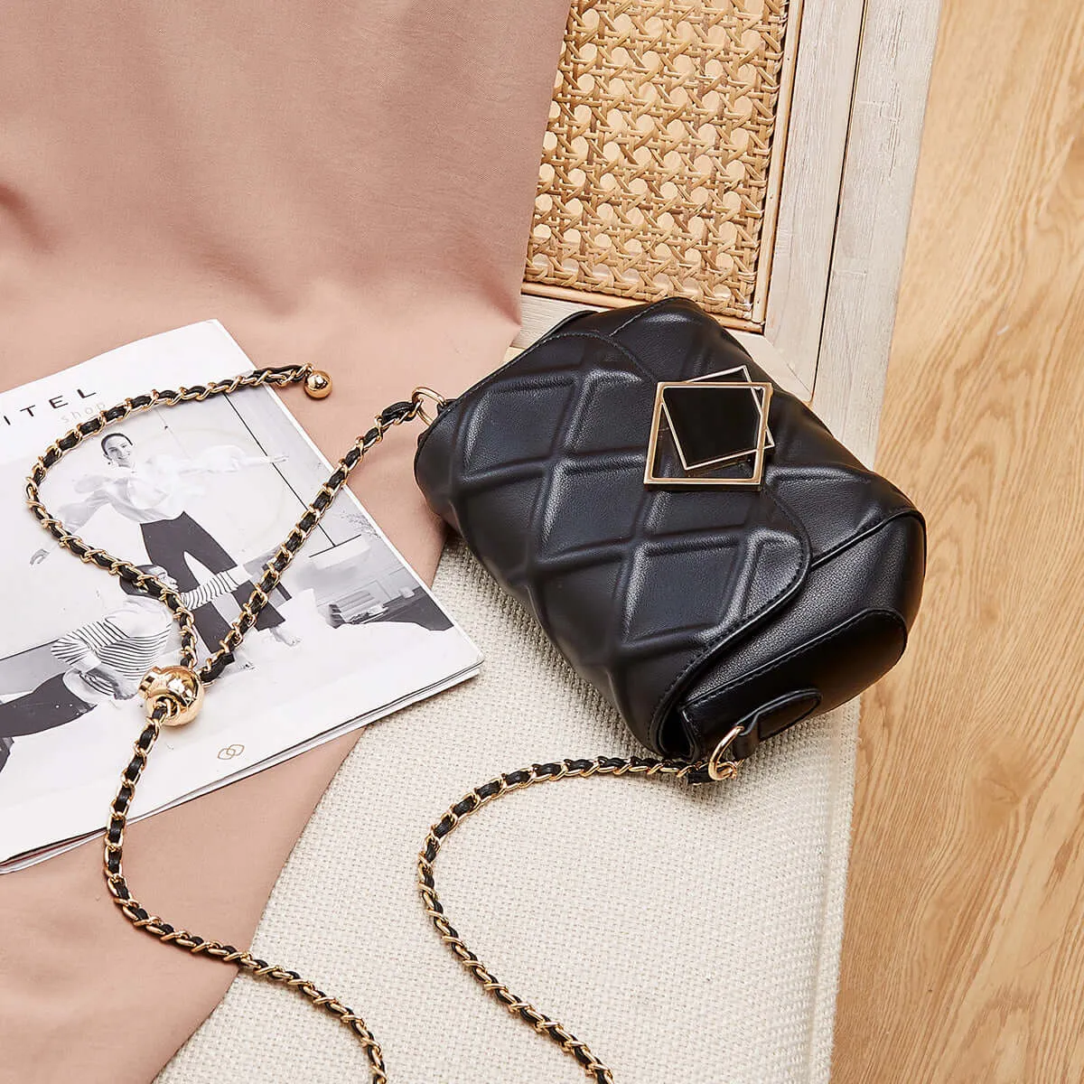 Geometric Bag Shoulder Quilted Customer-approved Lock Secure transactions