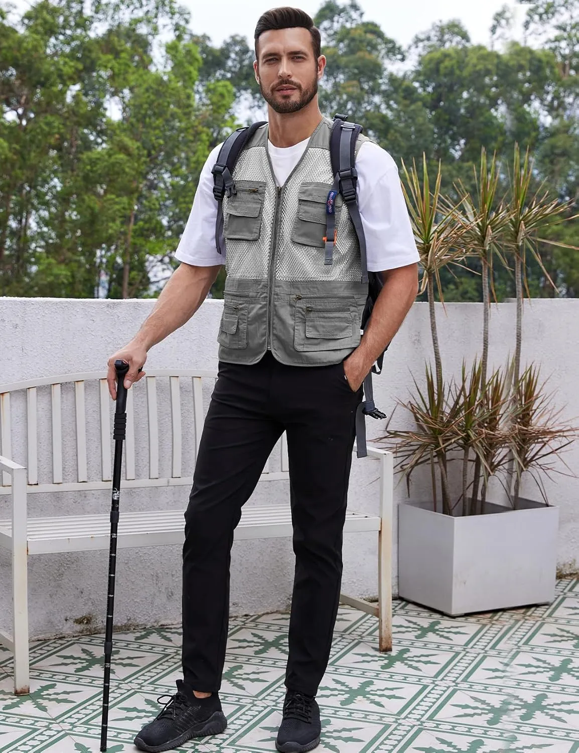 Gihuo Men's Utility Vest Fishing Safari Vest Summer Travel Vest with Pockets