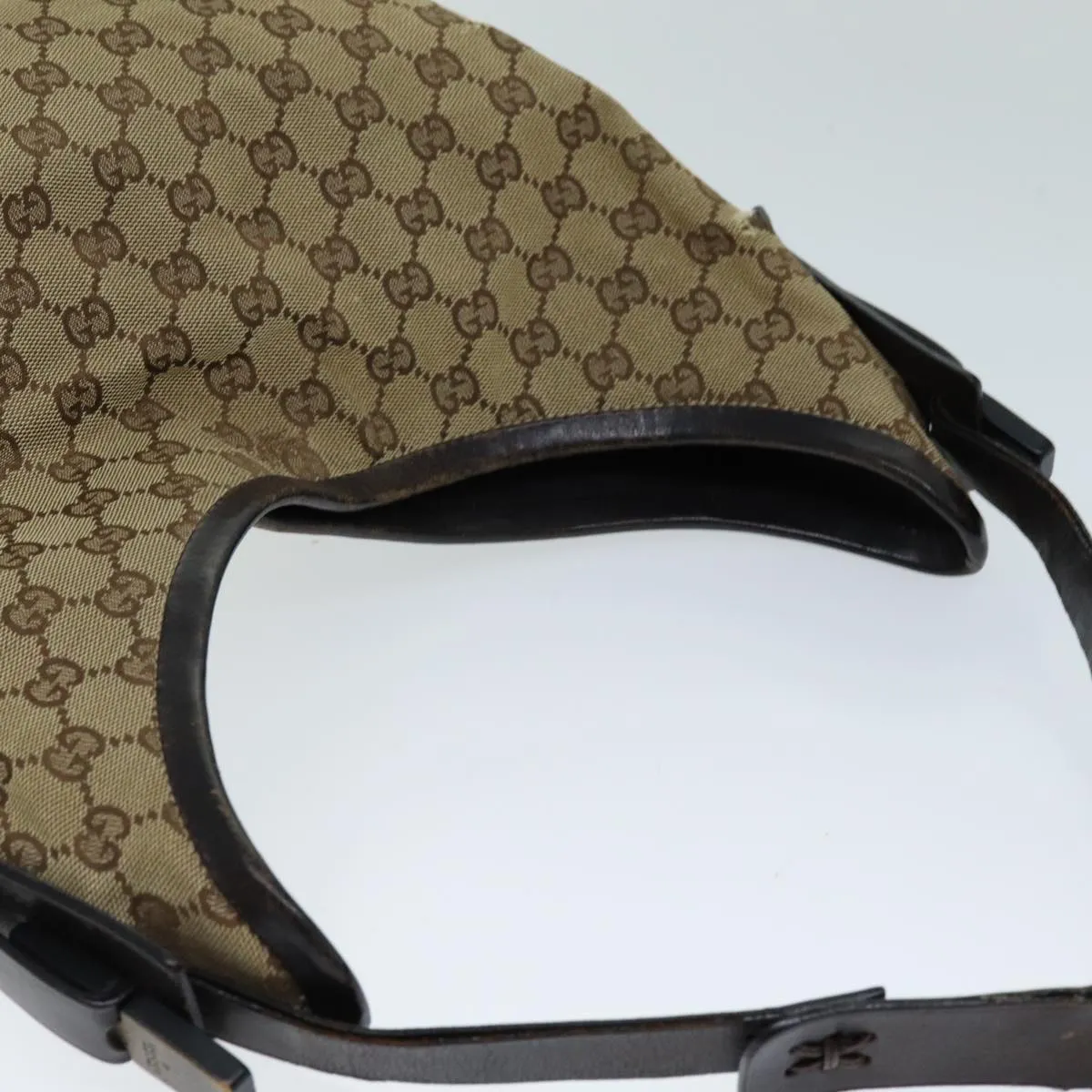 GUCCI GG Canvas Shoulder Bag Beige 106242 73740