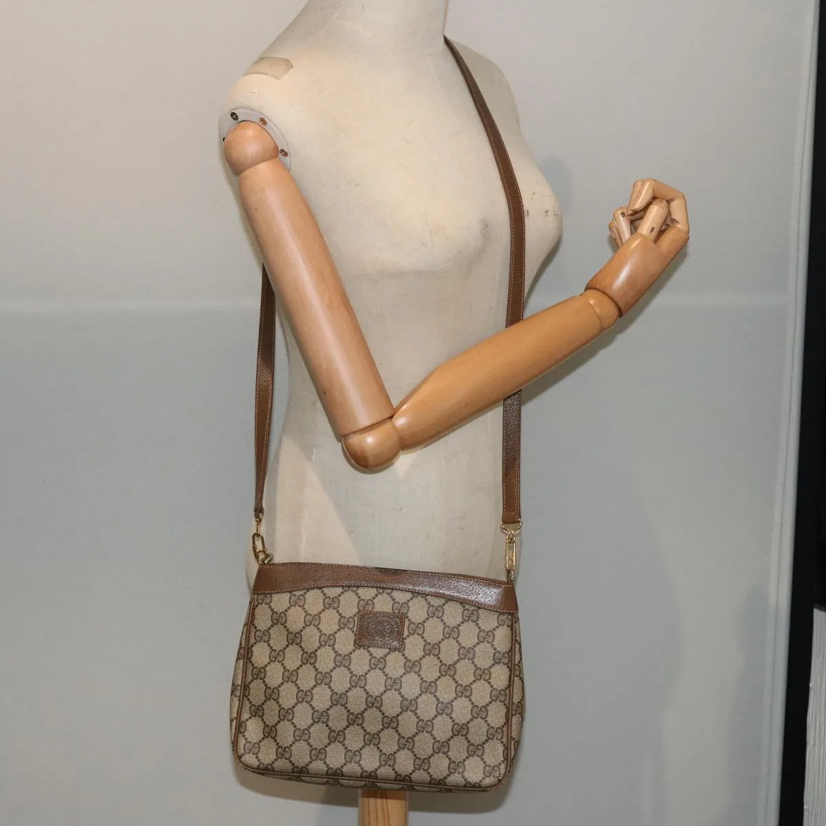 GUCCI GG Canvas Shoulder Bag PVC Beige 72759