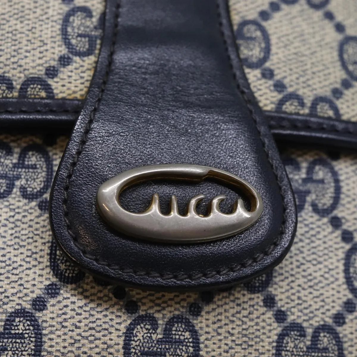 GUCCI GG Canvas Shoulder Bag PVC Navy 72758