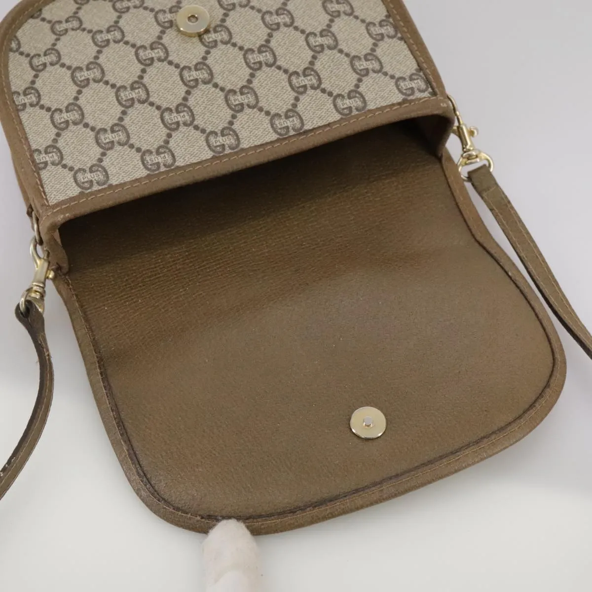 GUCCI GG Plus Supreme Shoulder Bag PVC Beige 103389