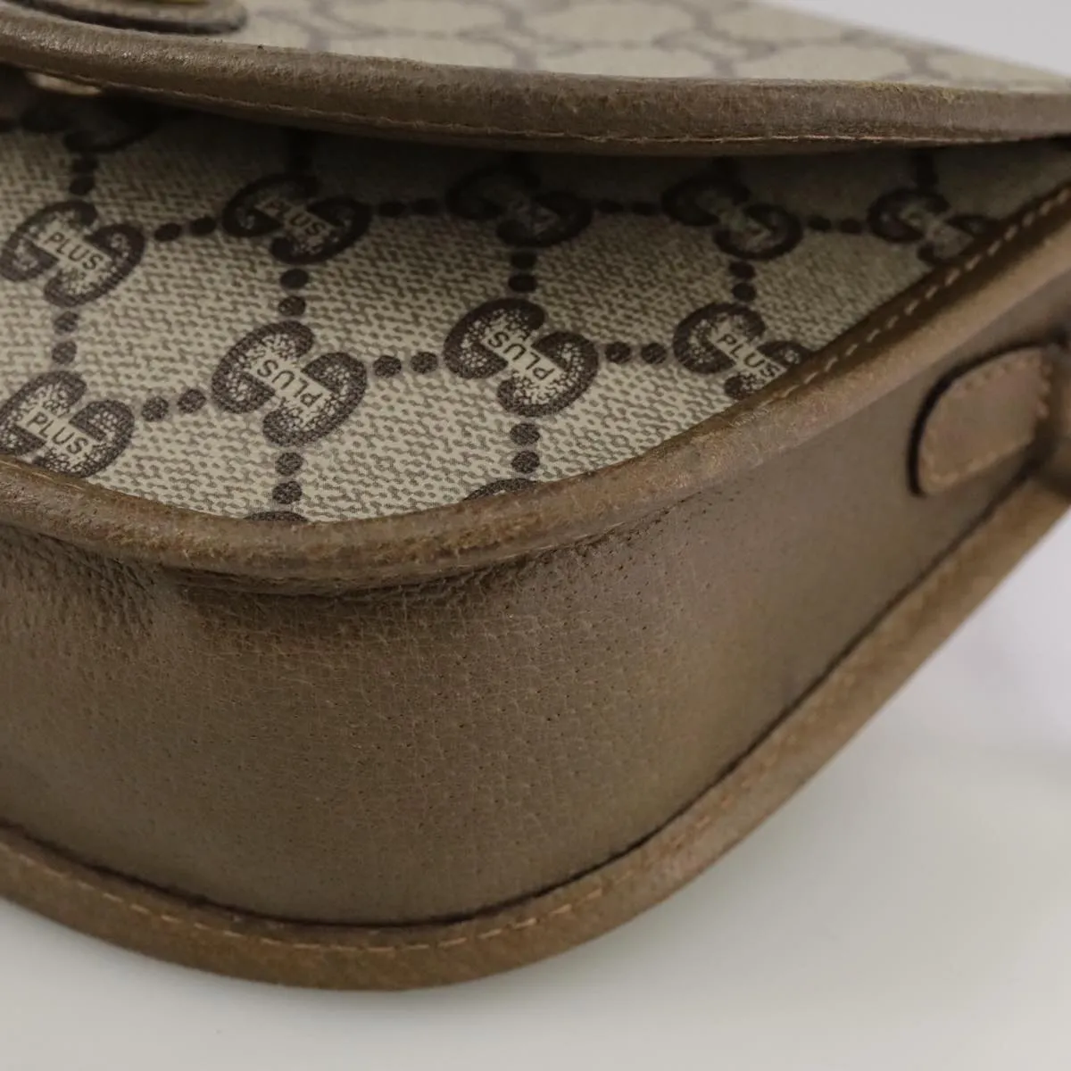 GUCCI GG Plus Supreme Shoulder Bag PVC Beige 103389