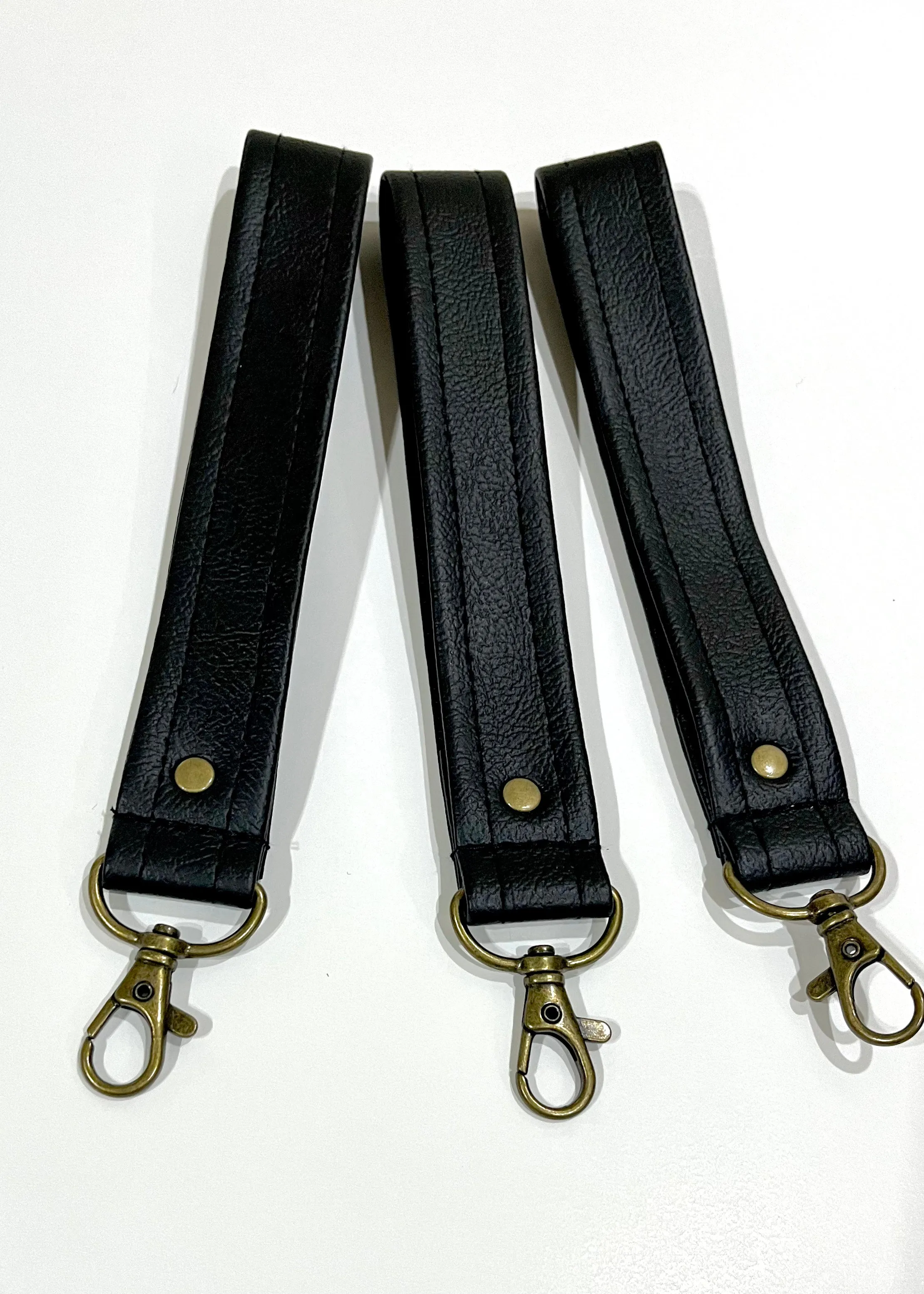 HAND STRAP