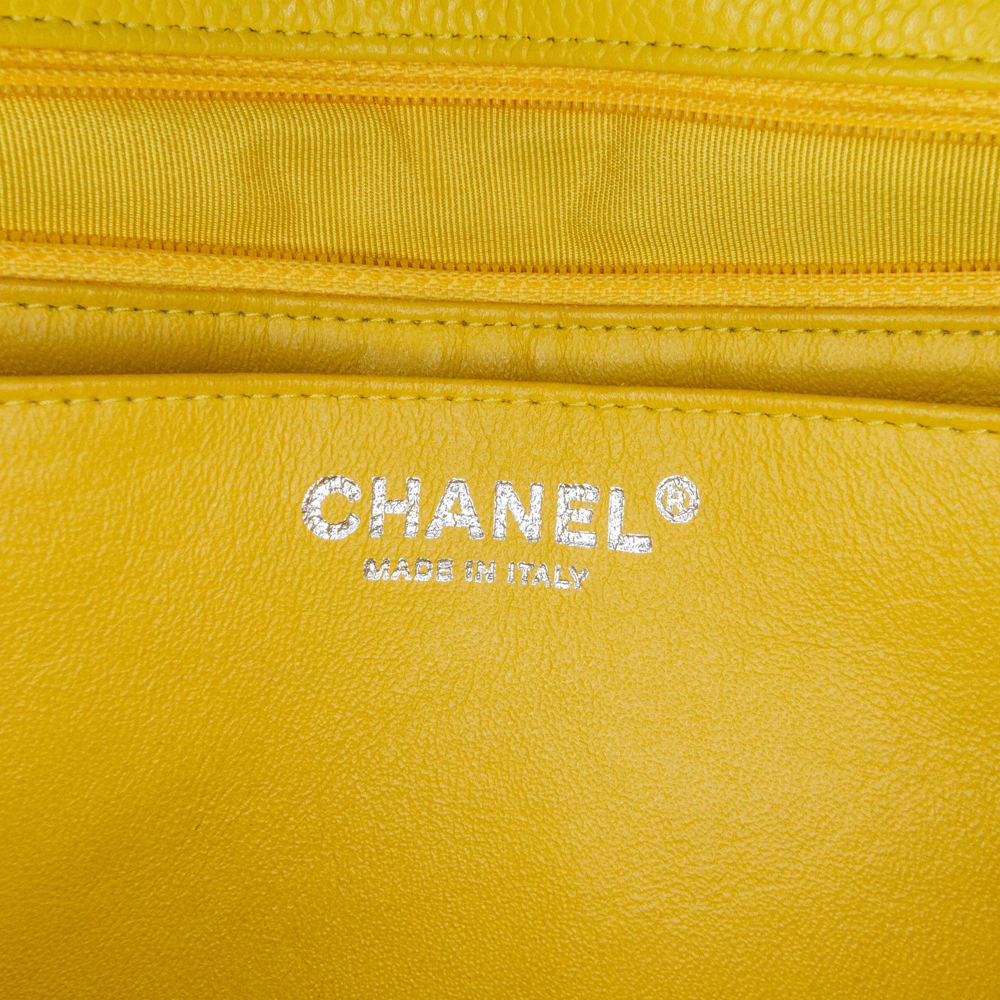 Jumbo Classic Caviar Single Flap
