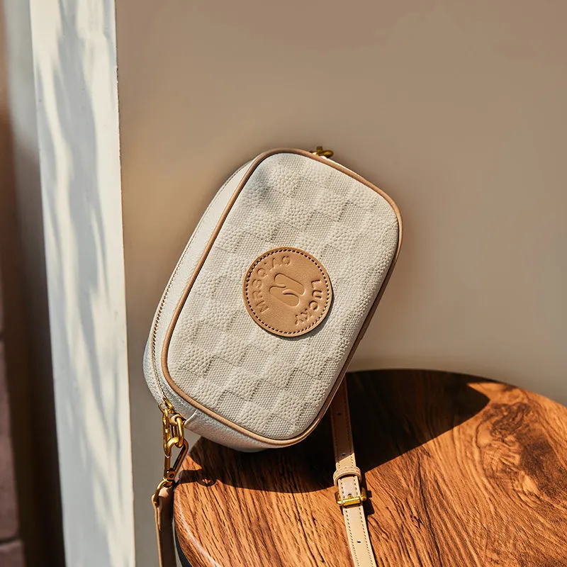 Leather Checkered Versatile Performance-driven Local delivery Shoulder Bag