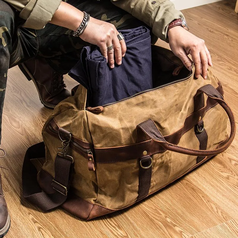 Men's Canvas Duffle Bag: Explore Your World with Style