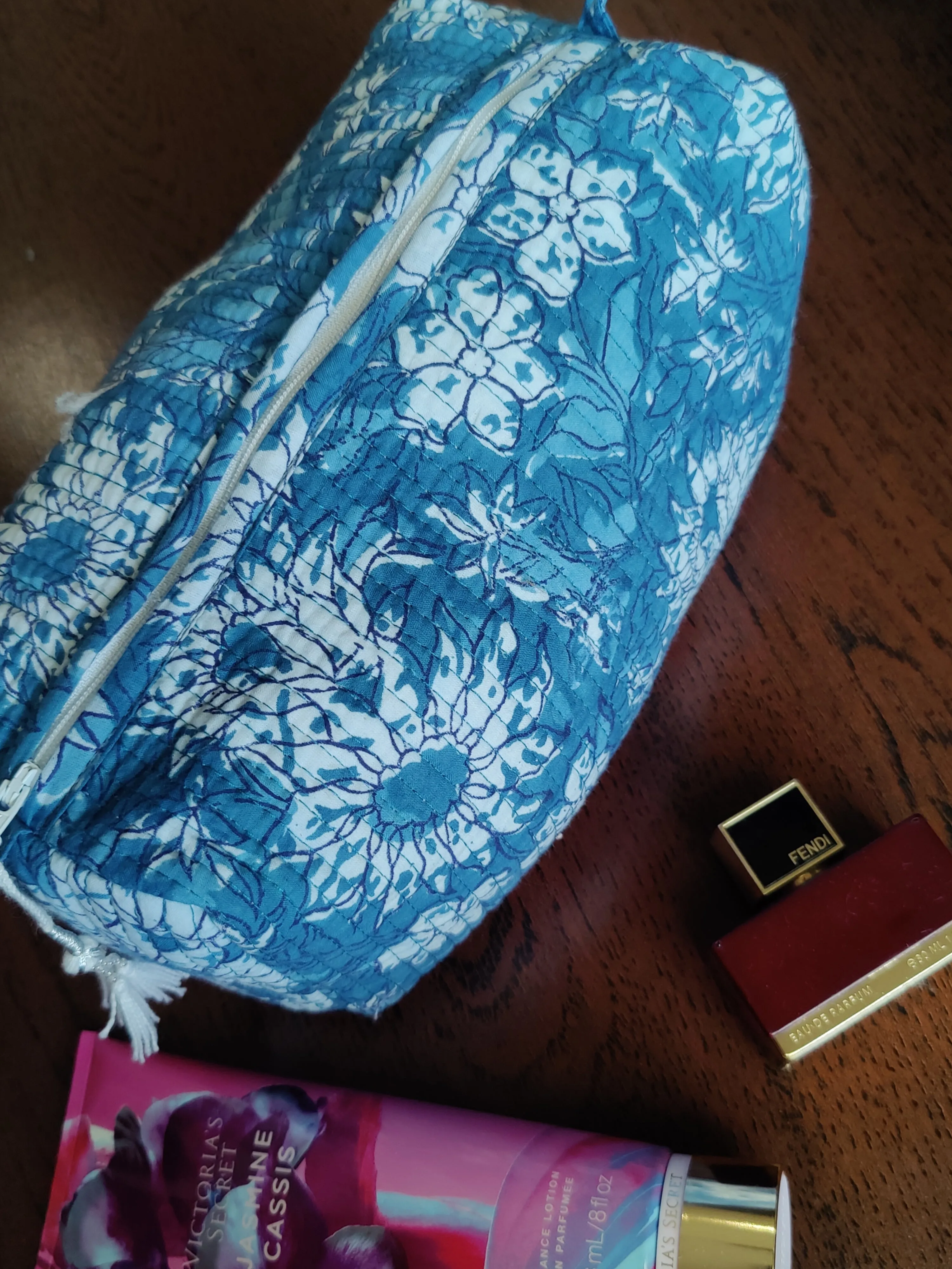 MULTI PURPOSE TOILETRY BAGS
