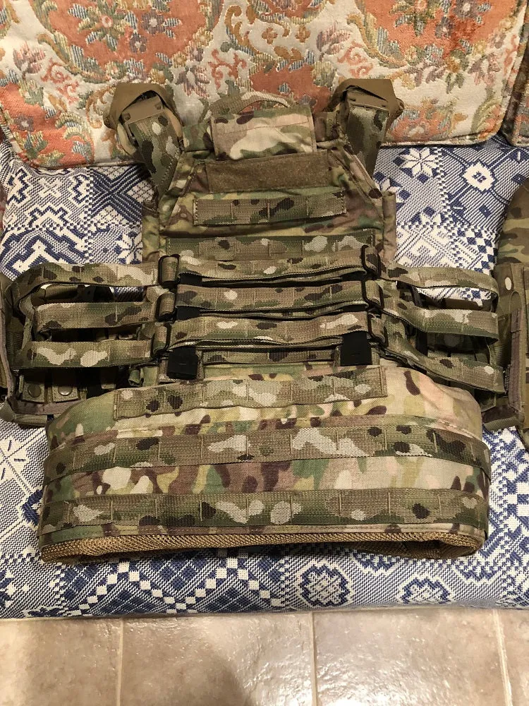 S.O. TECH MULICAM VIPER RELEASABLE PLATE CARRIER W/BELT SYSTEM   POUCHES SIZE LARGE