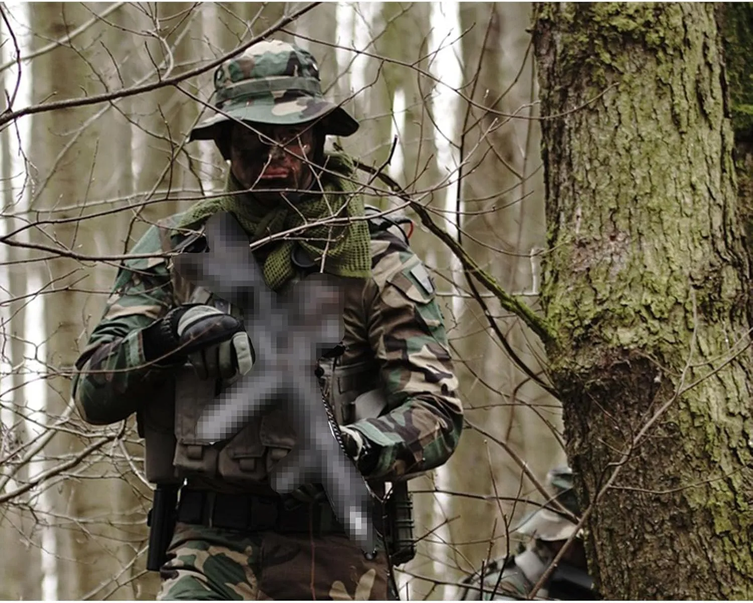 Tactical Airsoft Vest Outdoors CS Game Vest Adjustable Adult Suitable for Train