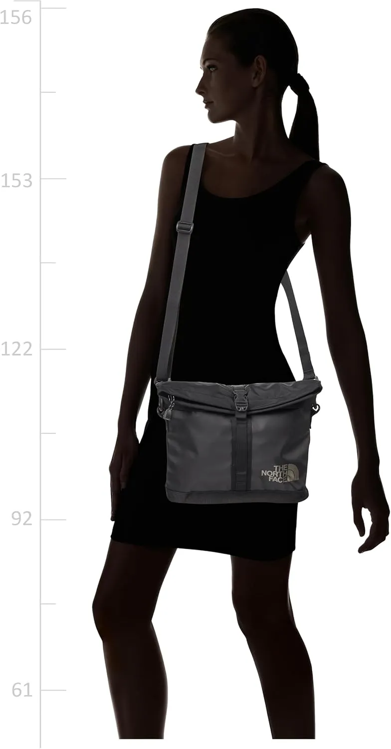 THE NORTH FACE Base Camp Shoulder Bag