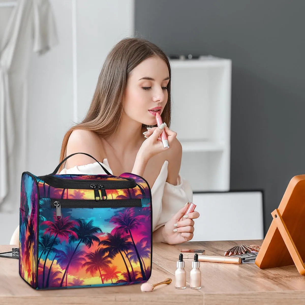 Tropical Palm Trees Hanging Toiletry Bags Travel Makeup Bag Water-resistant Makeup Cosmetic Bag Travel Organizer